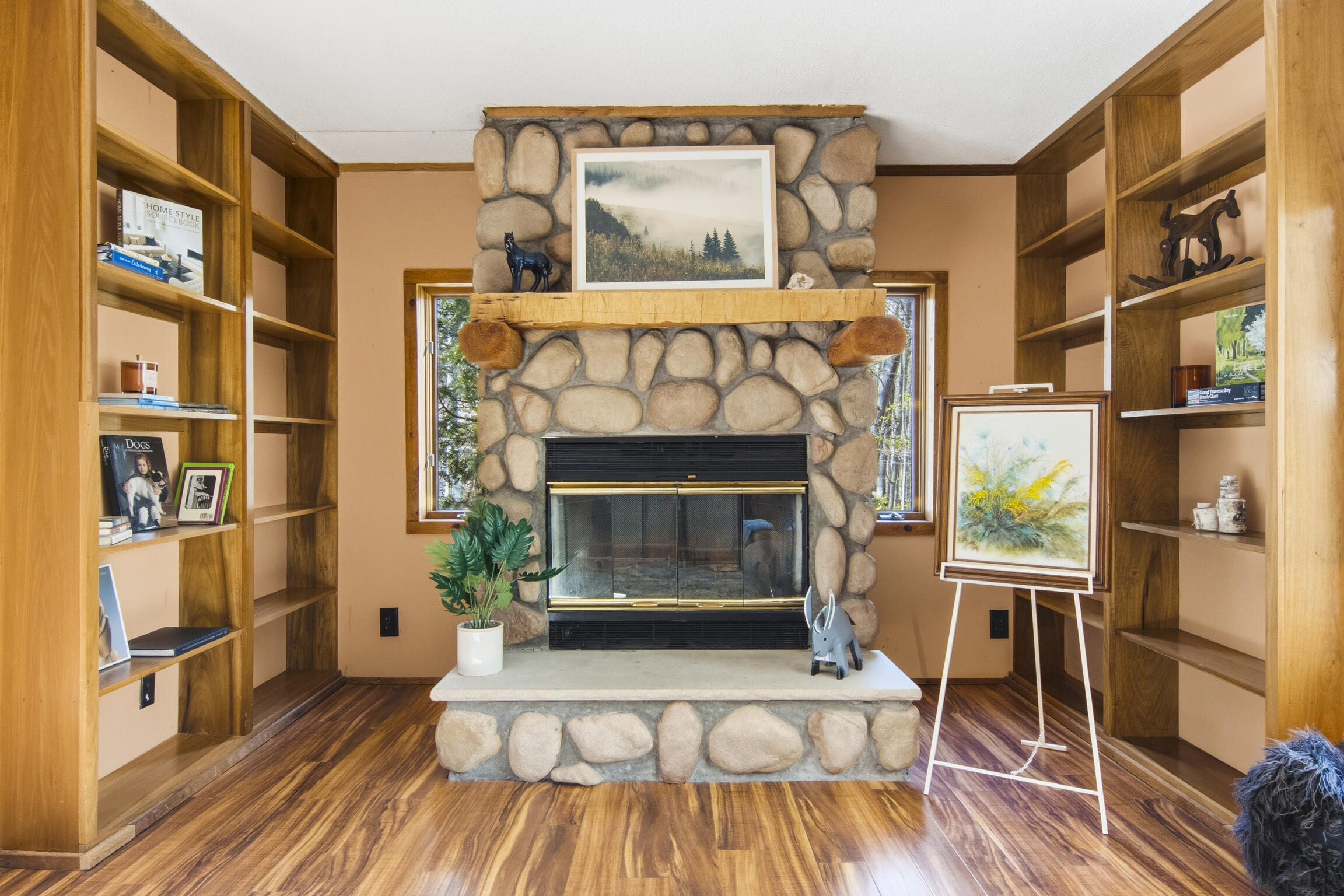 151 S Crestwood Drive