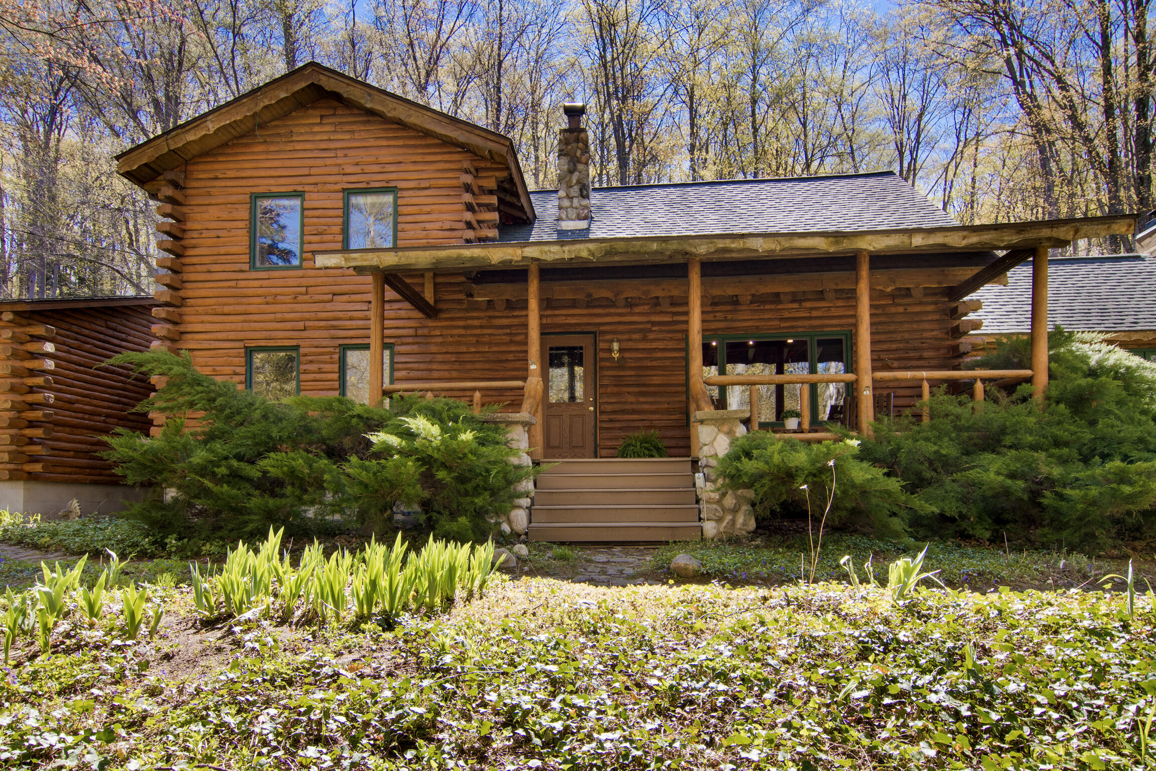 151 S Crestwood Drive