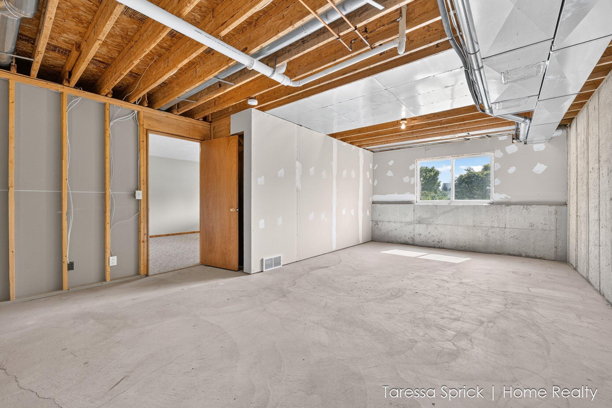 1533 Castlemaine Drive