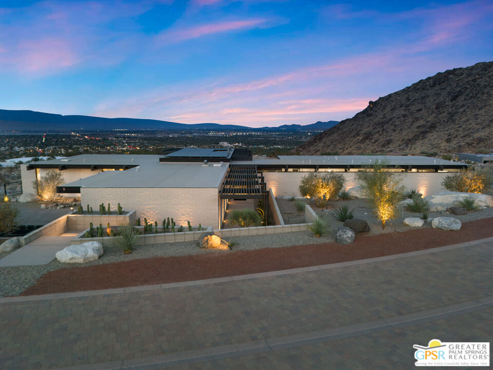 2399 City View Drive