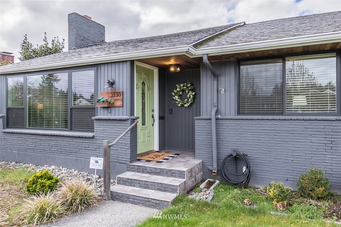 2130 N Bennett Street , -2914