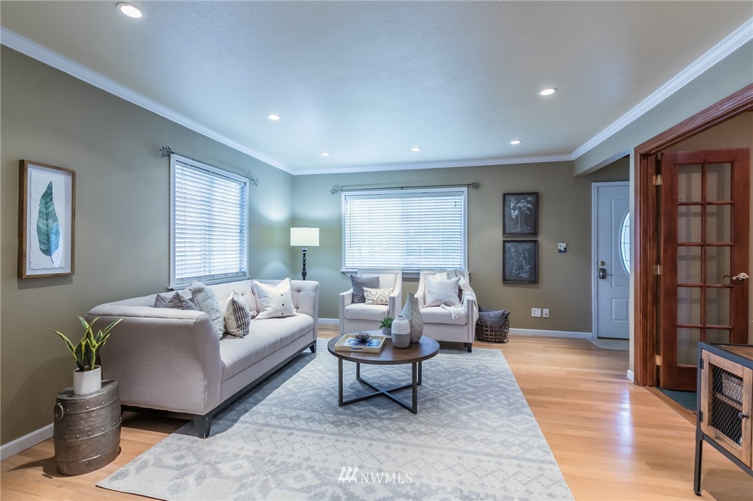 4601 N 19th Street , -3817