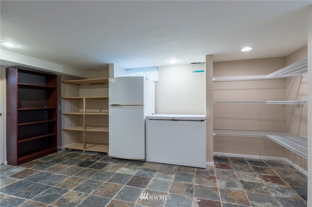 1104 17th Avenue , -9124