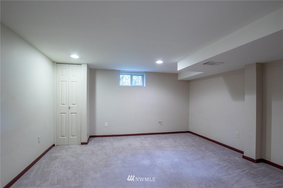 1104 17th Avenue , -9124