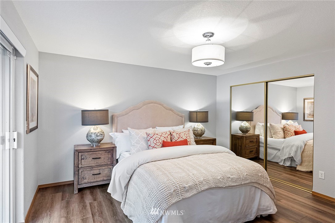 5917 Danials Loop SE