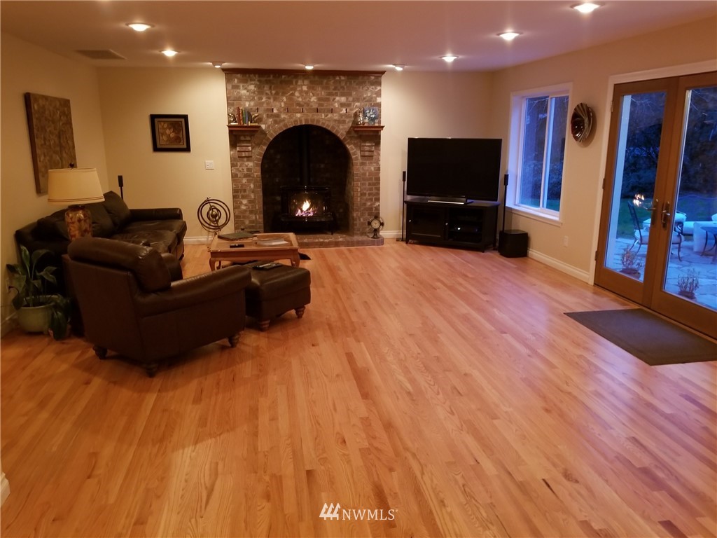 9708 NW 82nd Avenue Ct NW