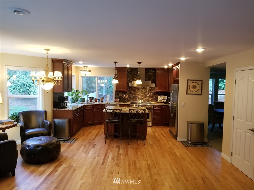 9708 NW 82nd Avenue Ct NW