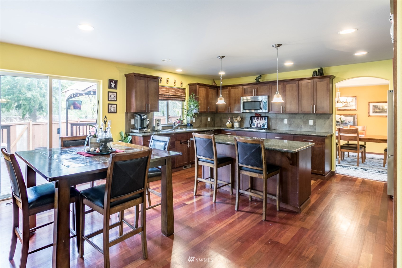 1514 Daffodil Avenue NE