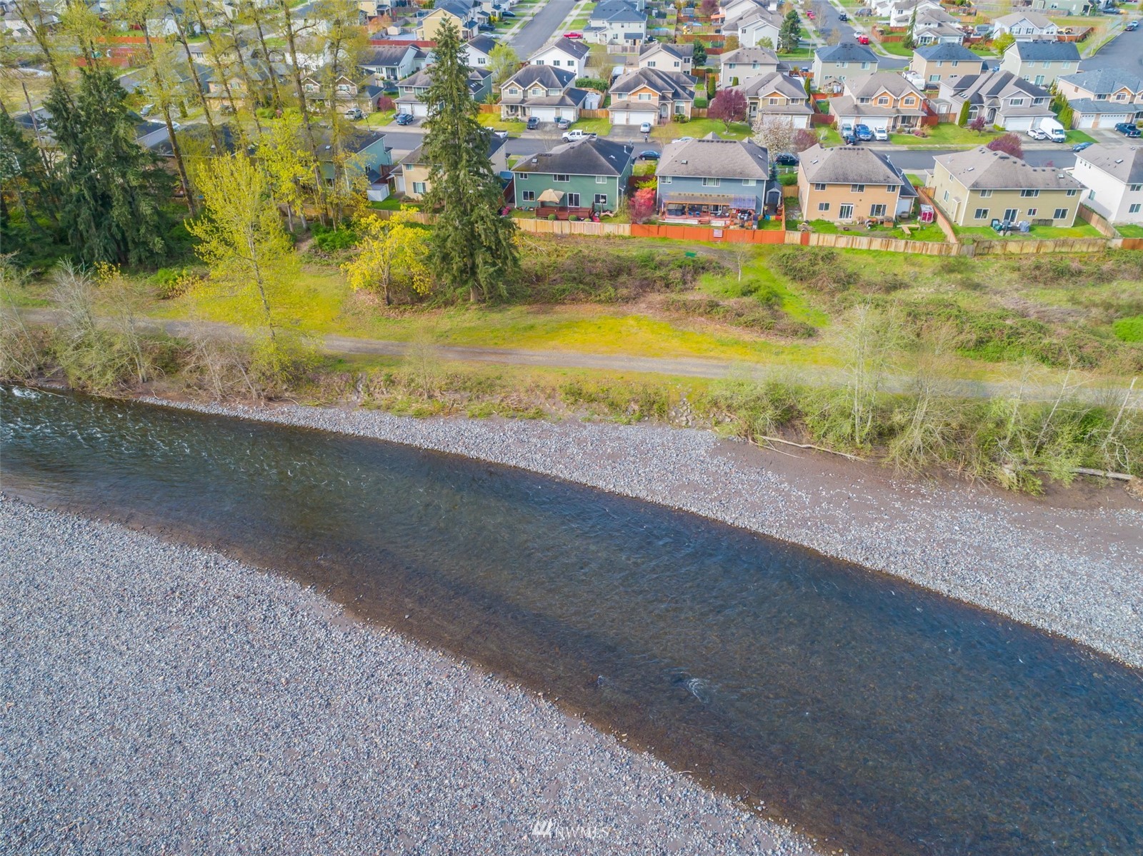 1514 Daffodil Avenue NE