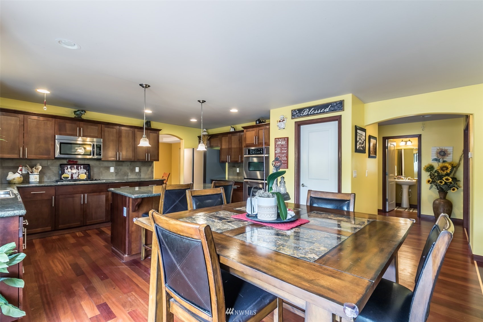 1514 Daffodil Avenue NE