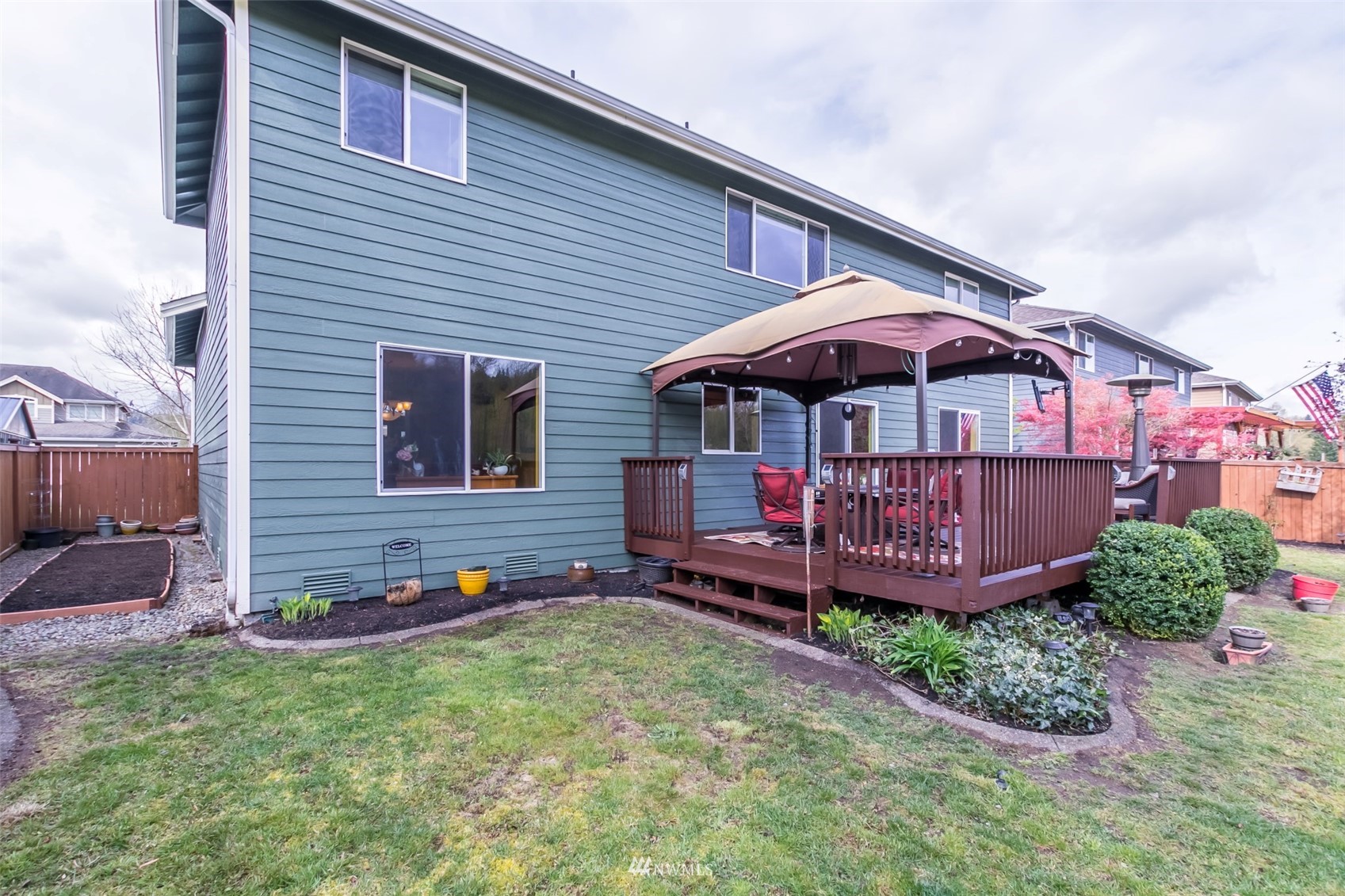 1514 Daffodil Avenue NE