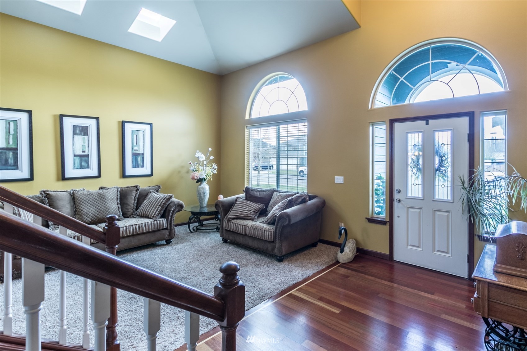 1514 Daffodil Avenue NE