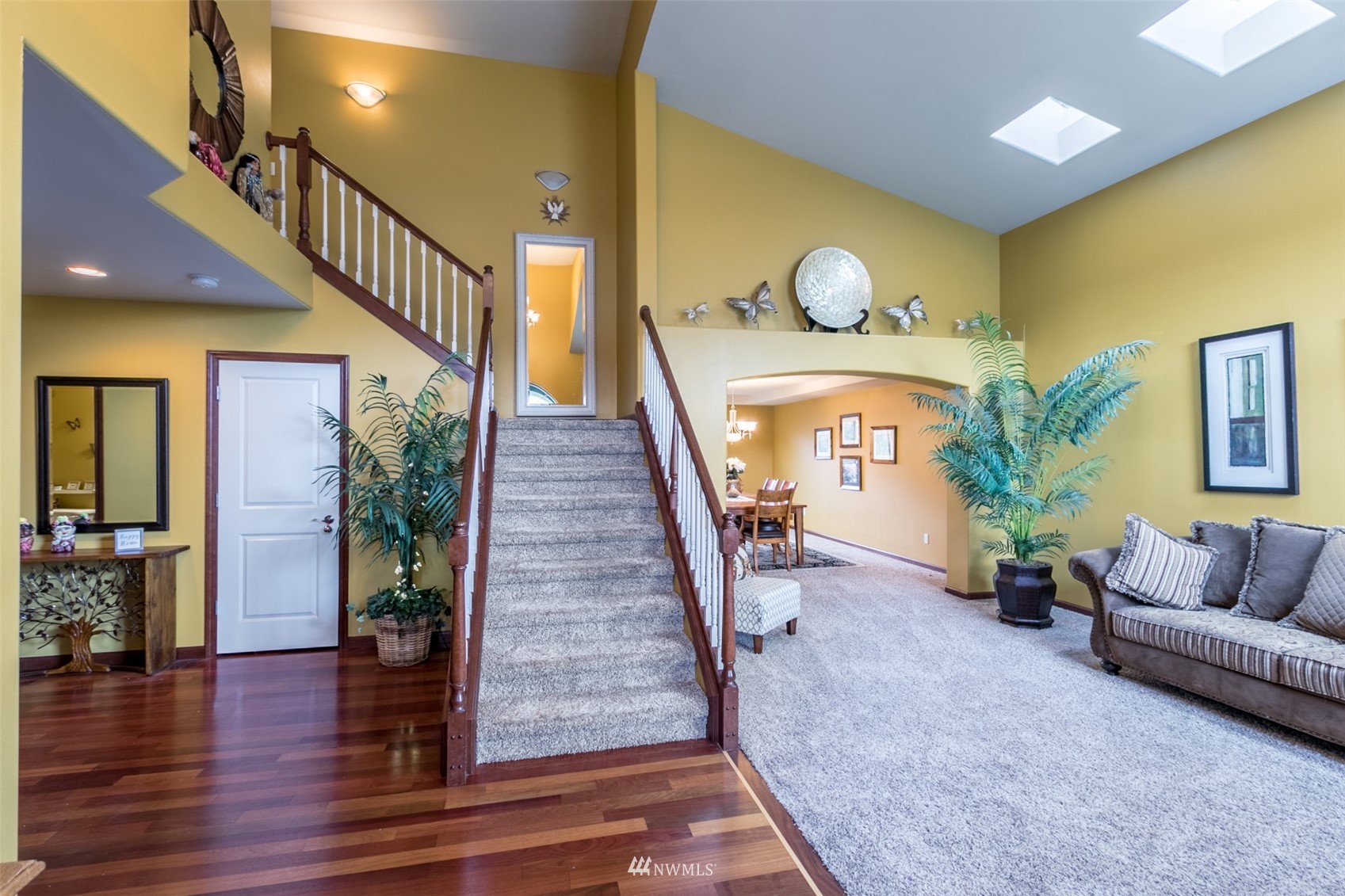 1514 Daffodil Avenue NE