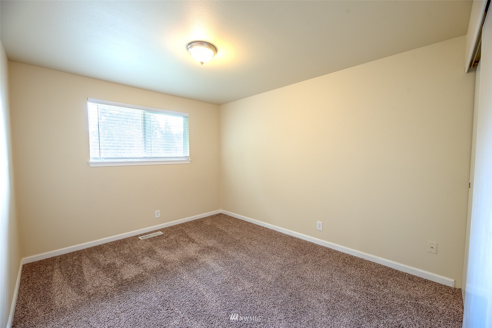 2622 Greenlawn Street SE