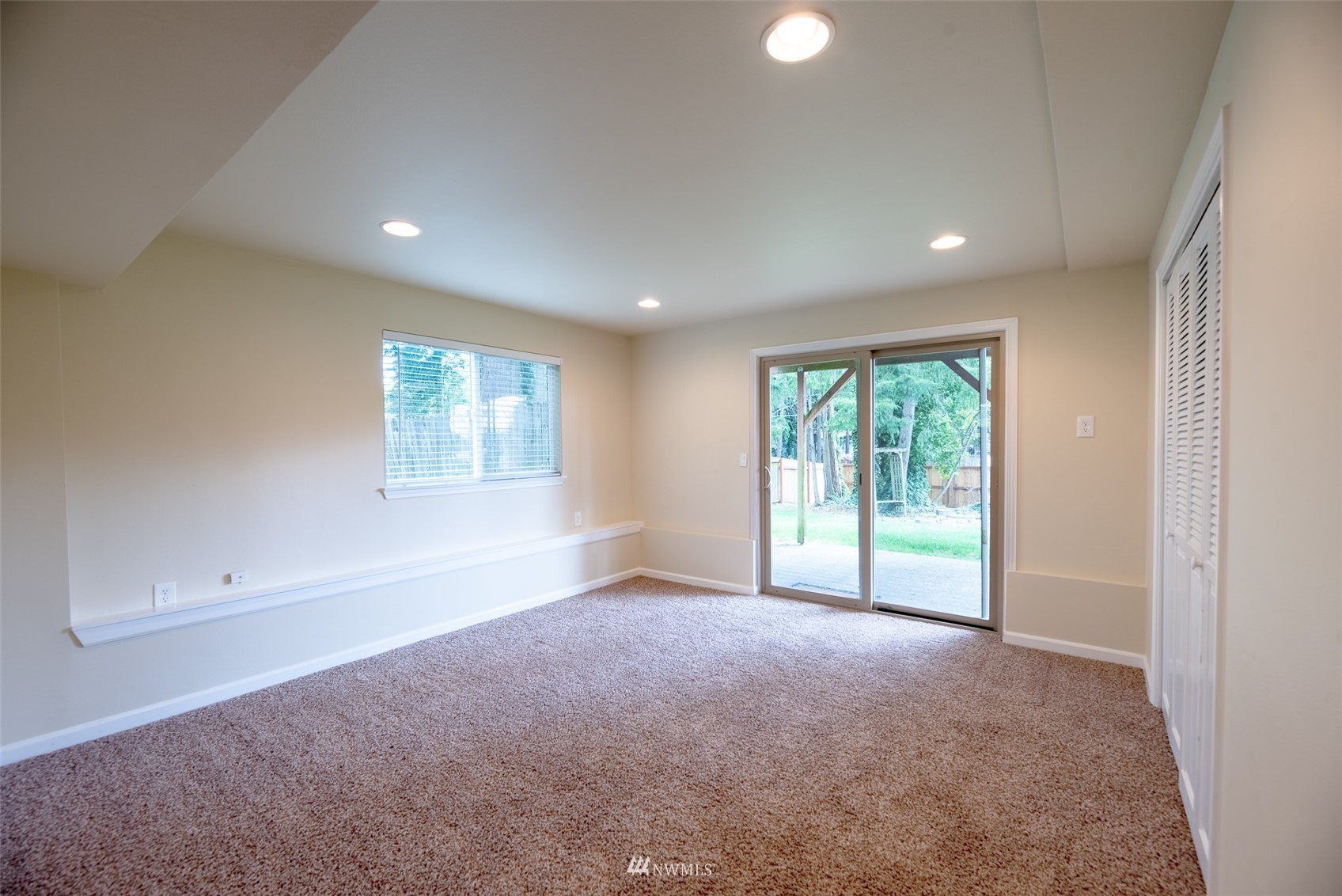 2622 Greenlawn Street SE