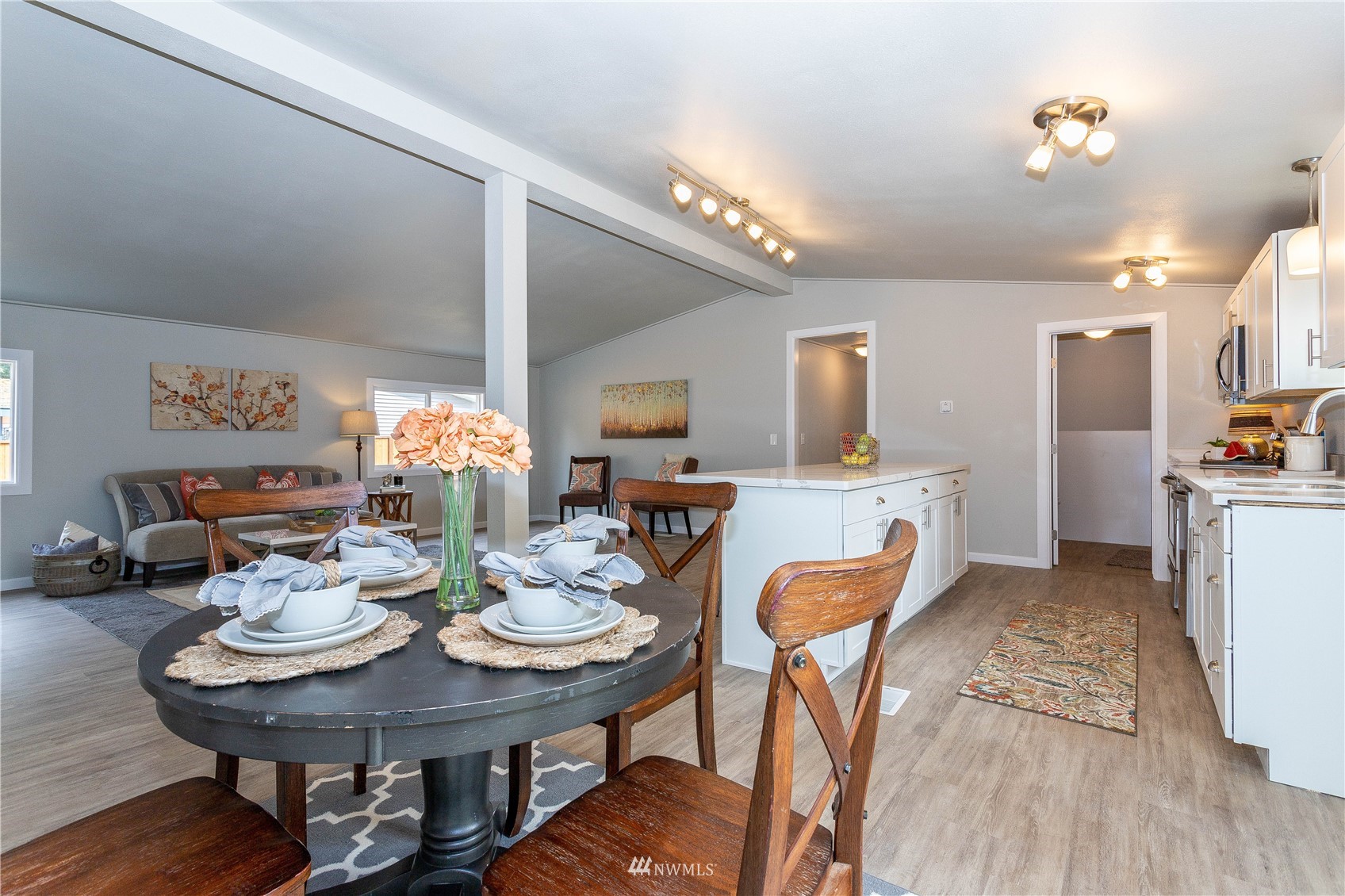 19010 82nd Avenue E