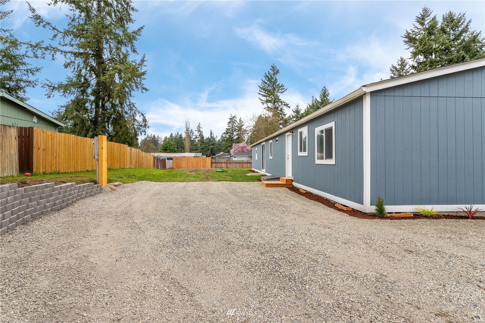19010 82nd Avenue E