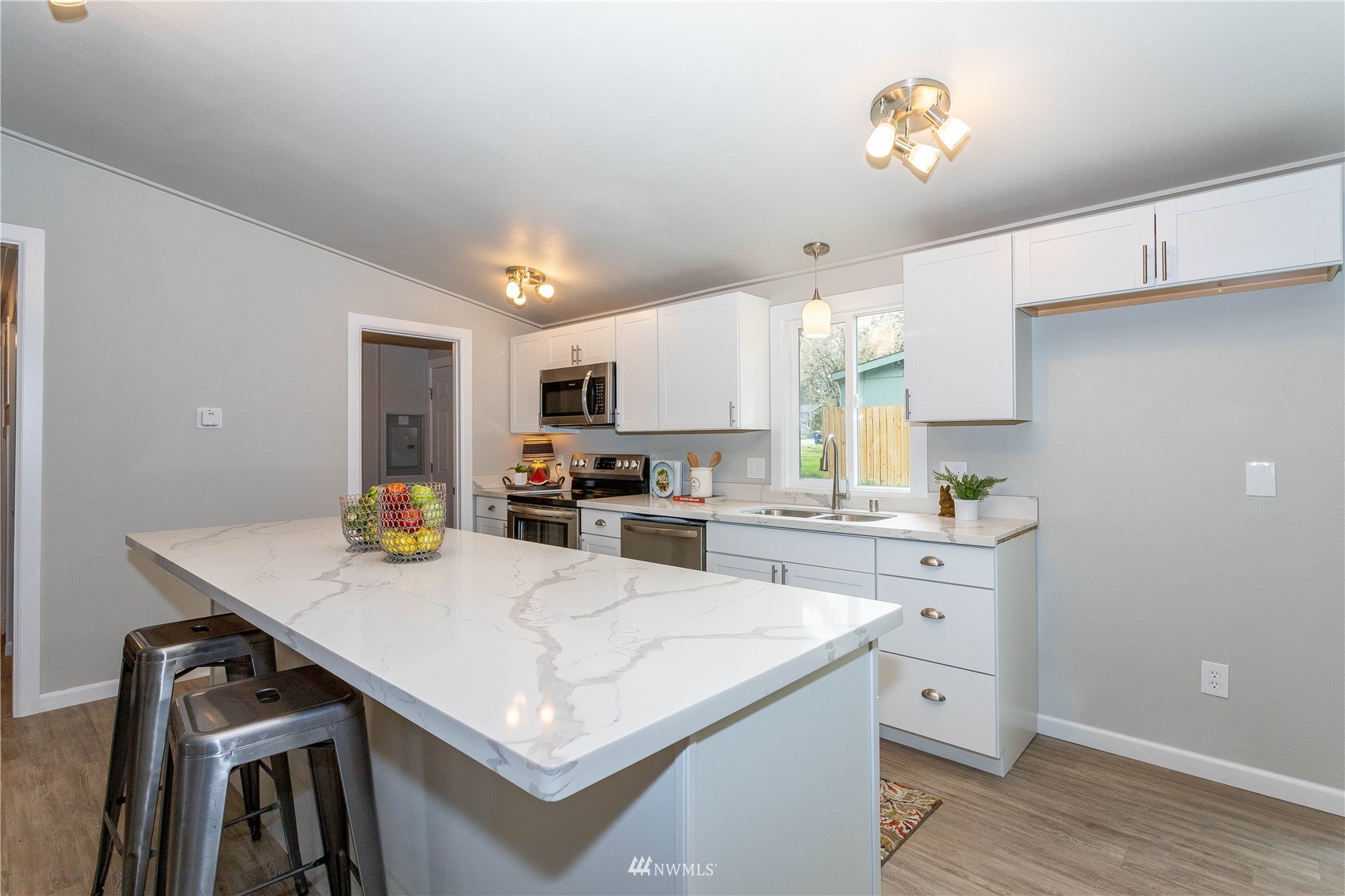 19010 82nd Avenue E