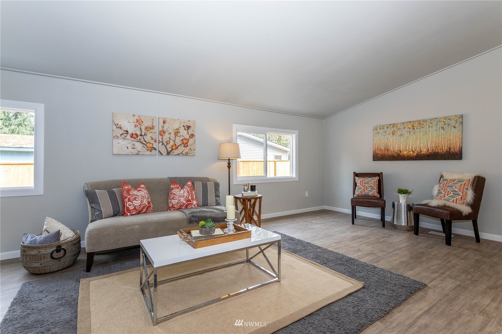 19010 82nd Avenue E
