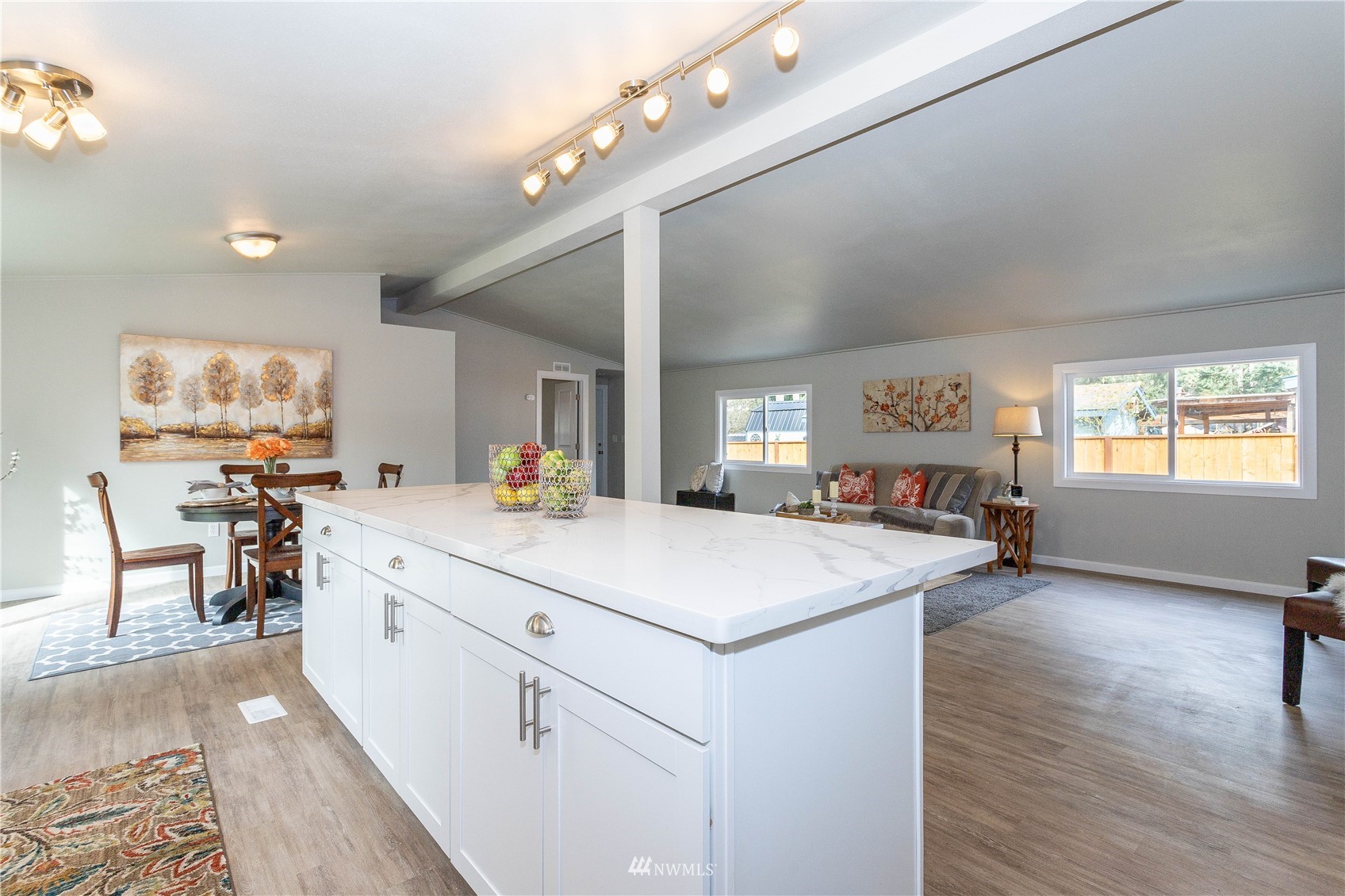 19010 82nd Avenue E