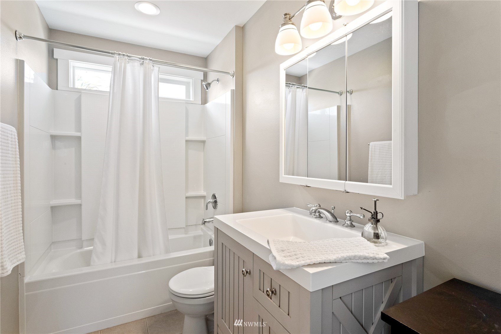 4617 N Orchard Street