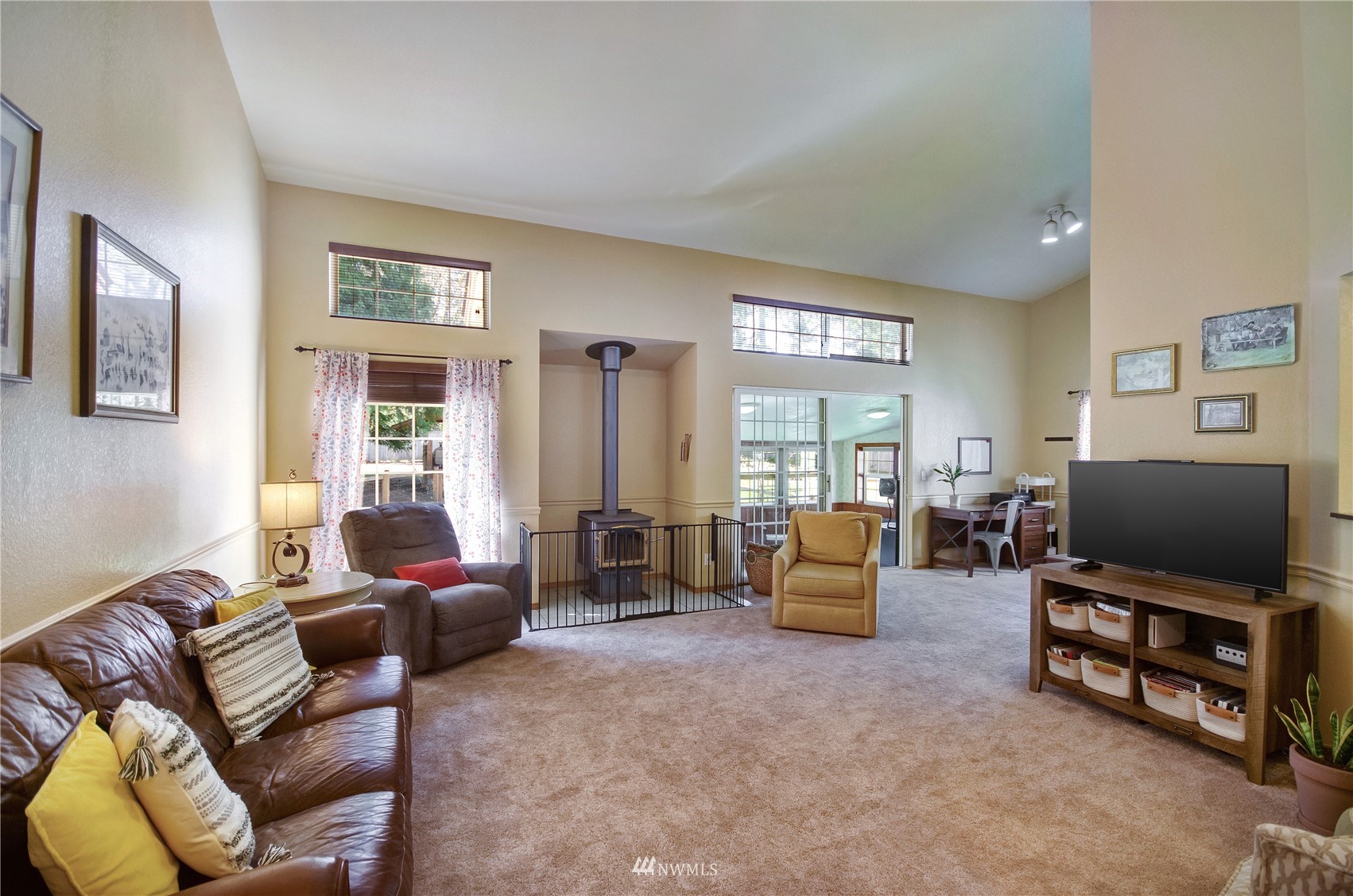 14836 Rainier Ridge Avenue SE