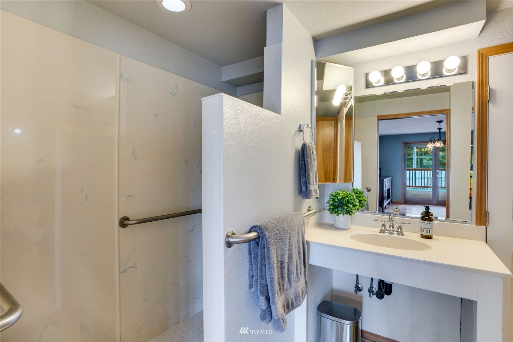 4324 Brookdale Road E