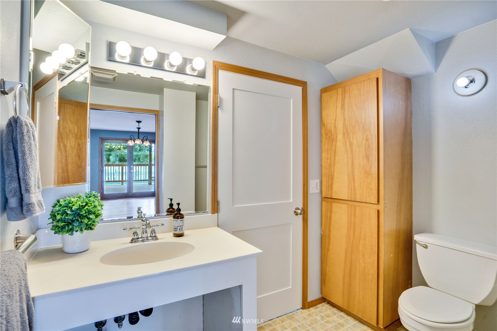 4324 Brookdale Road E