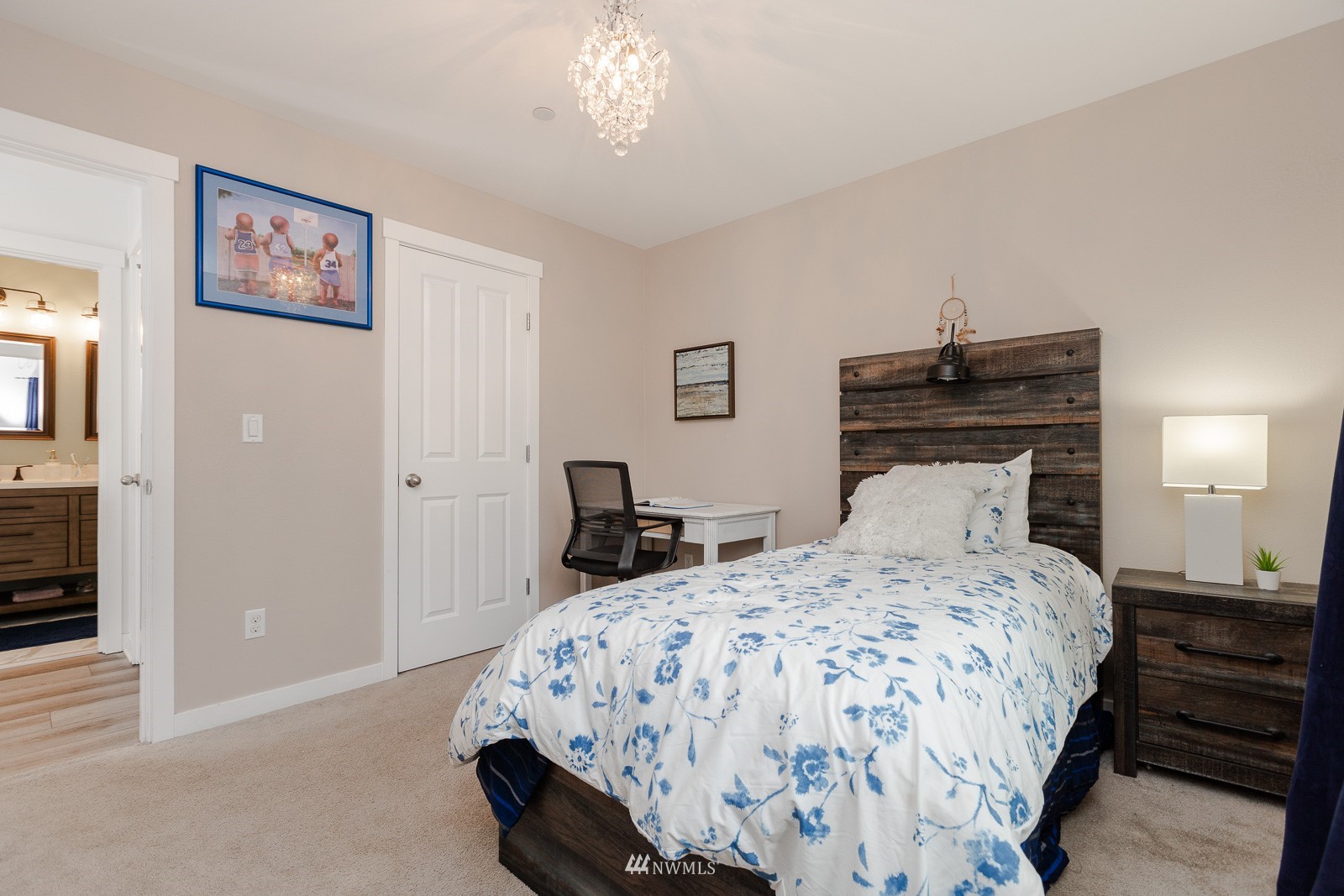 1050 Bell Hill Place