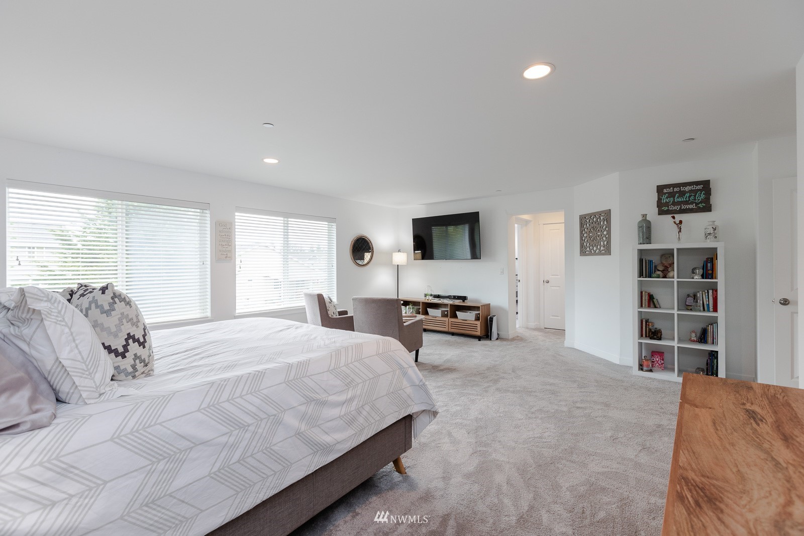 1050 Bell Hill Place