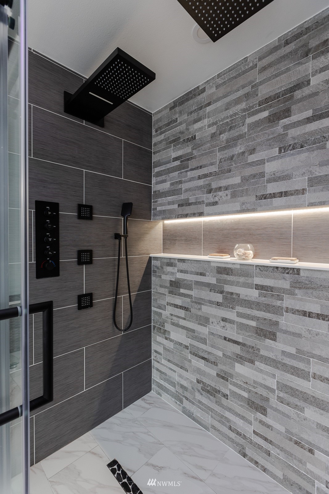 1050 Bell Hill Place