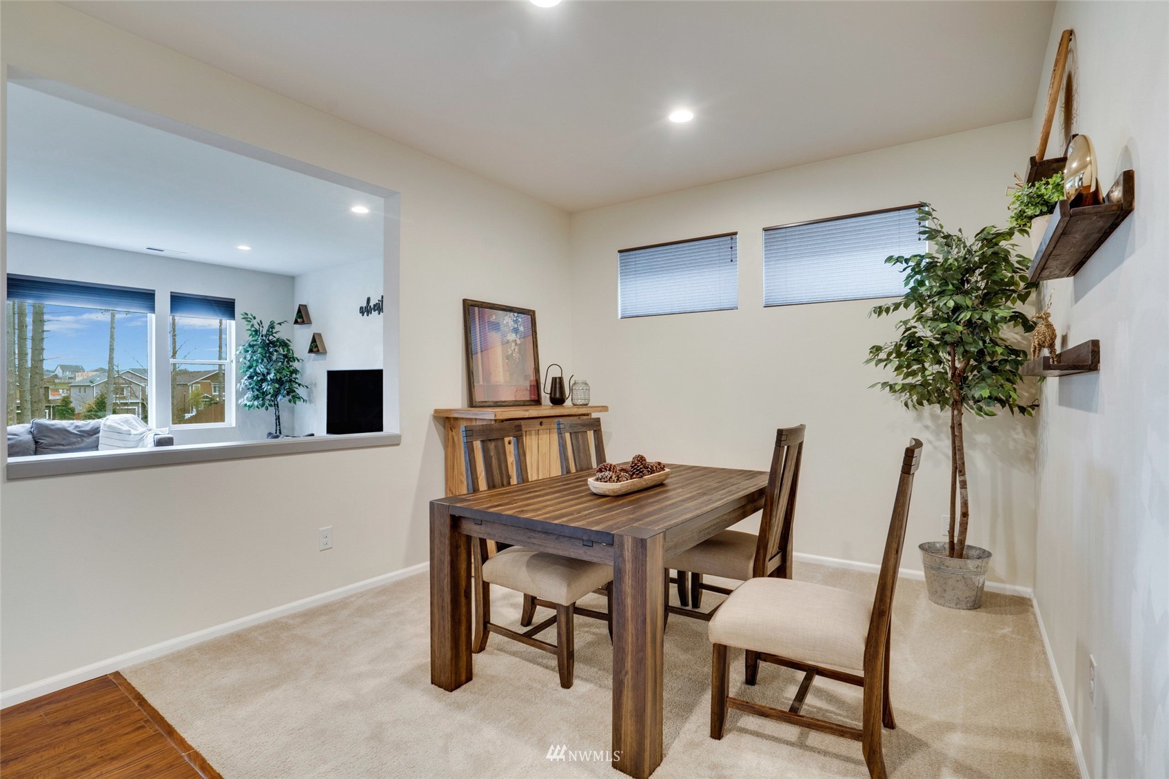 7021 Raptor Avenue NE