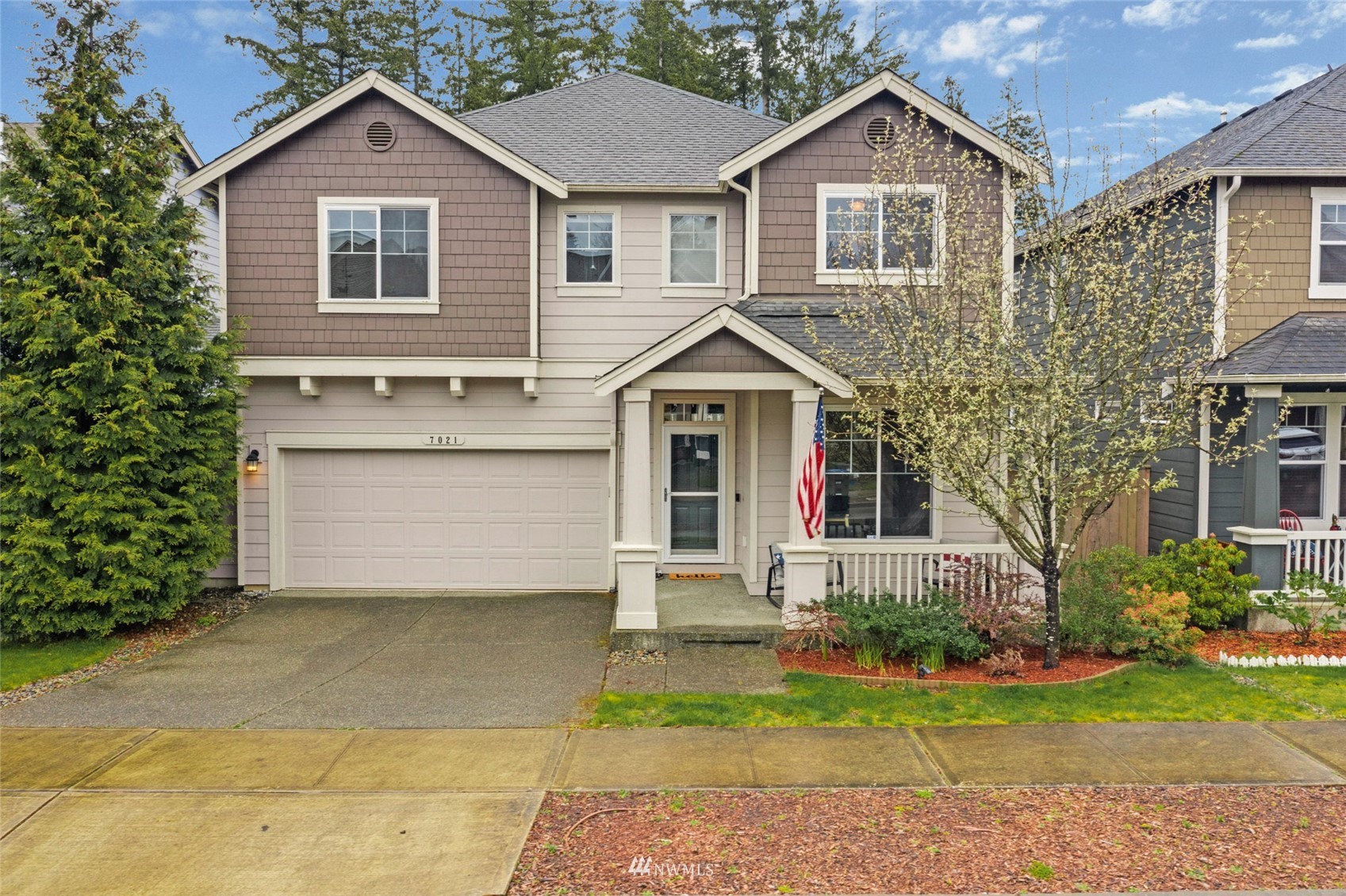 7021 Raptor Avenue NE