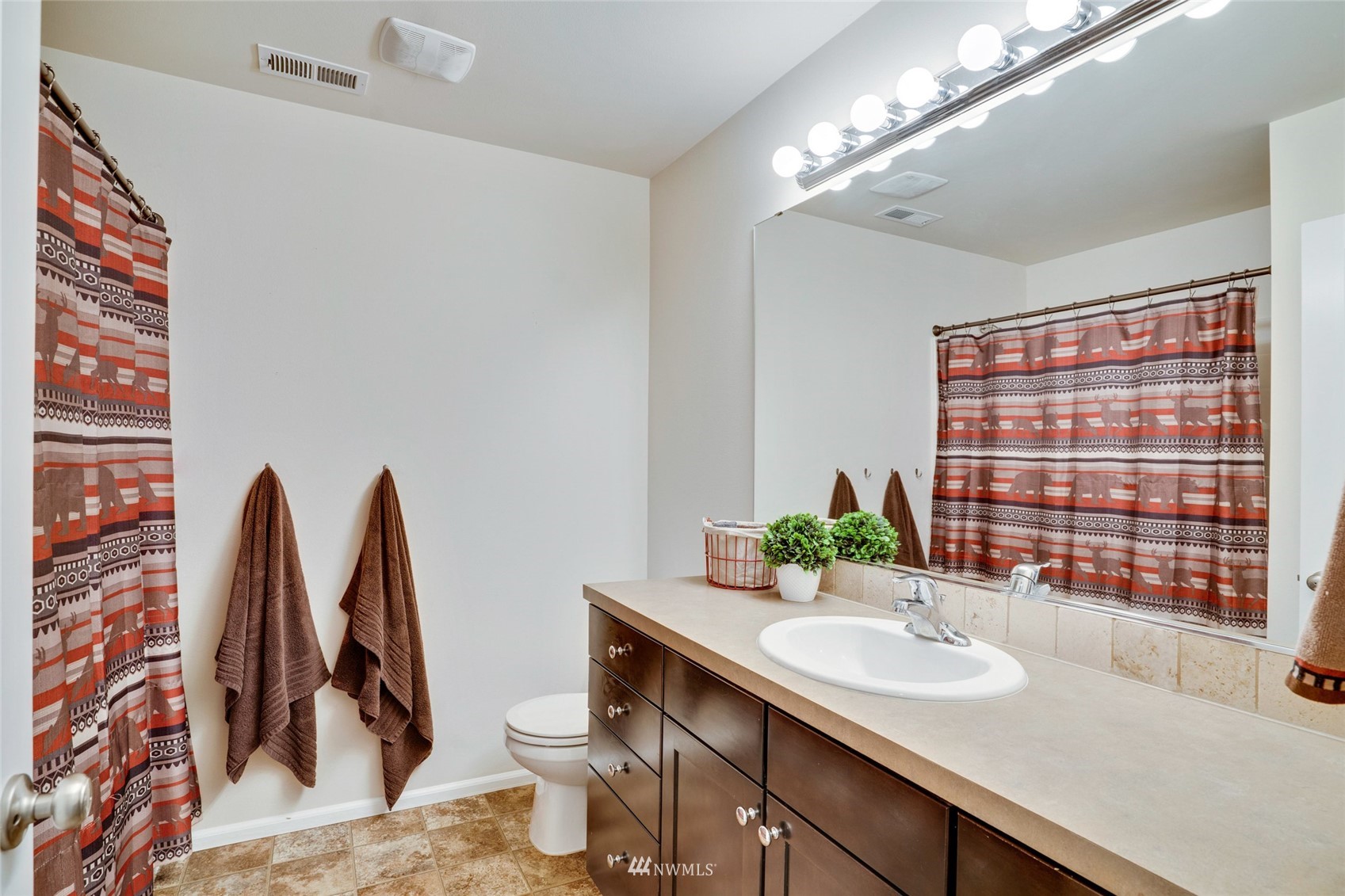 7021 Raptor Avenue NE