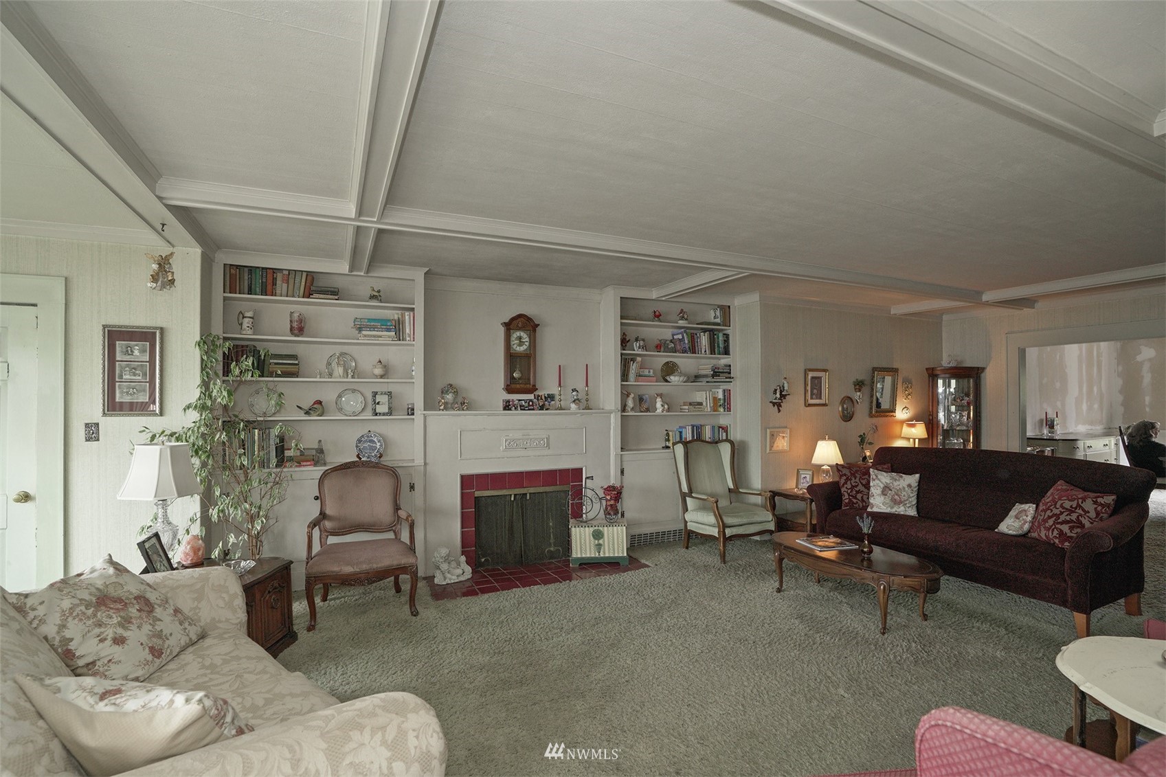 2235 Day Island Boulevard W