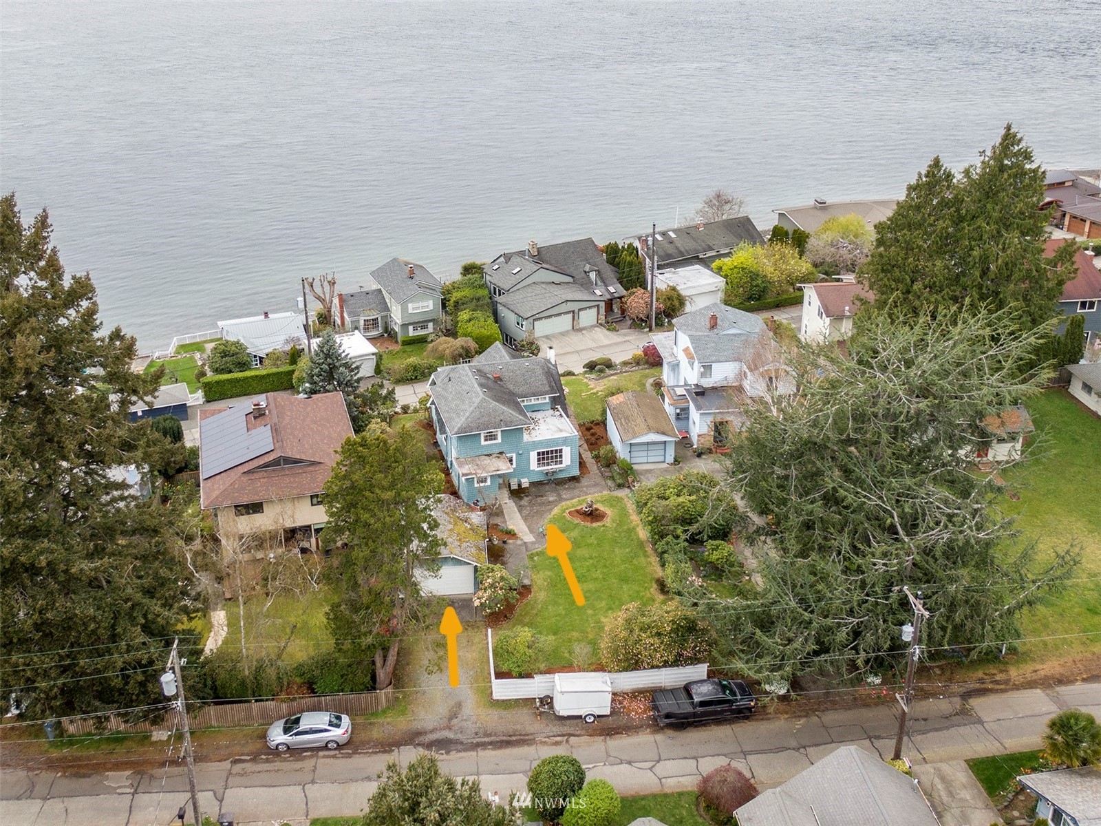 2235 Day Island Boulevard W