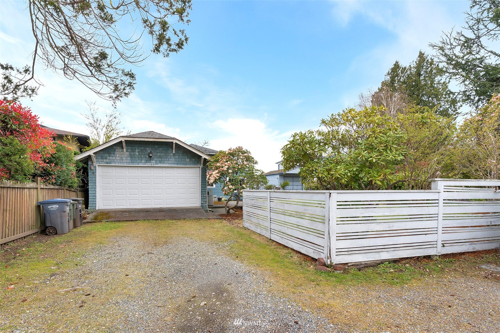 2235 Day Island Boulevard W