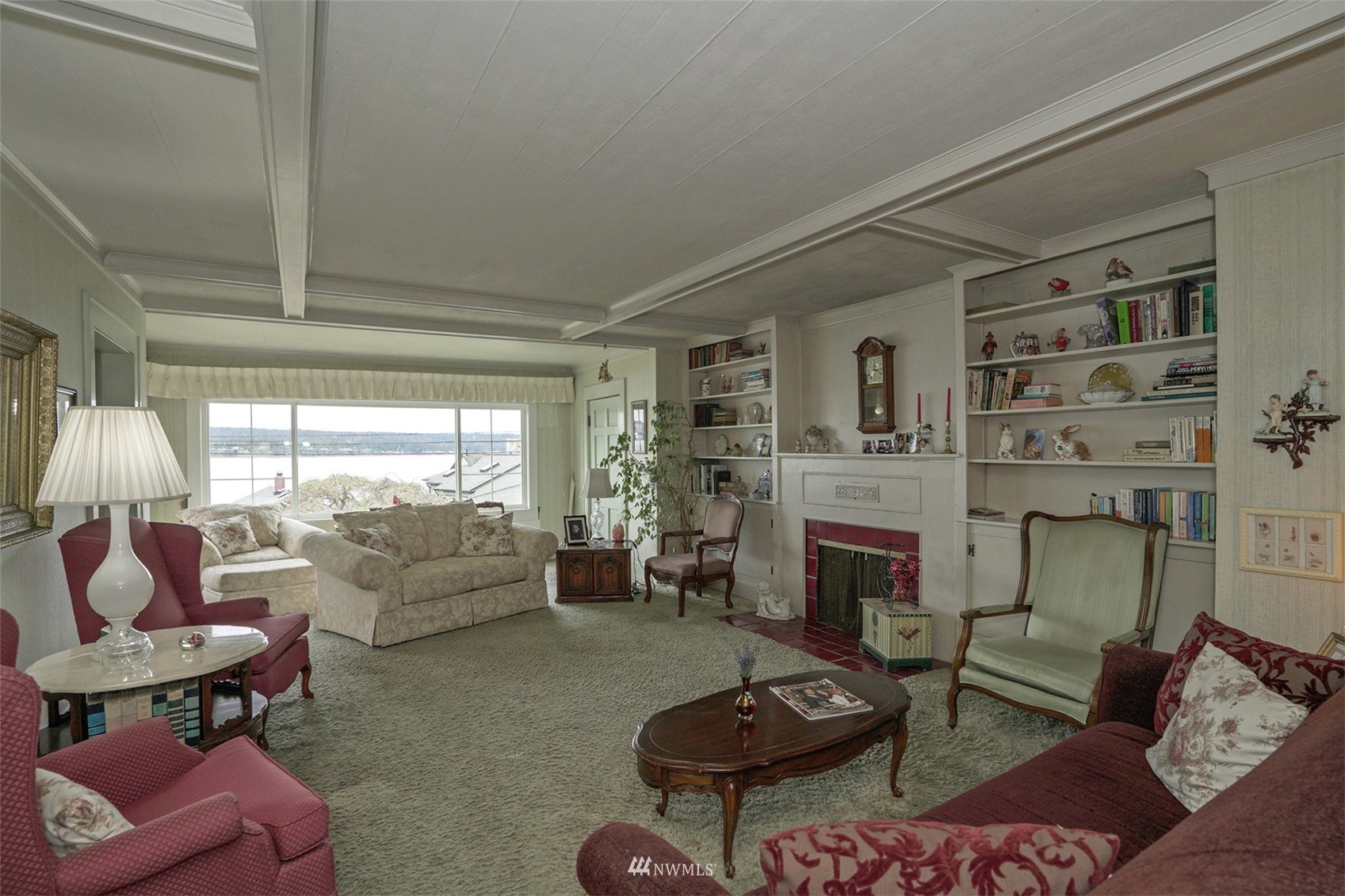 2235 Day Island Boulevard W