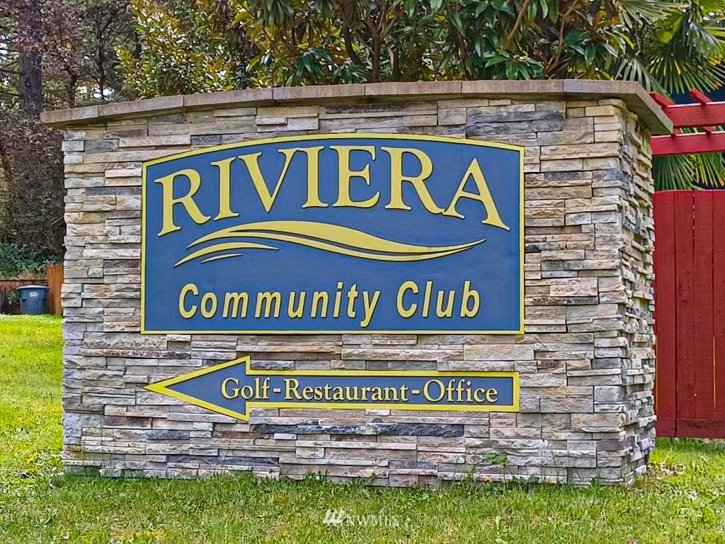 10516 Lakeshore Drive