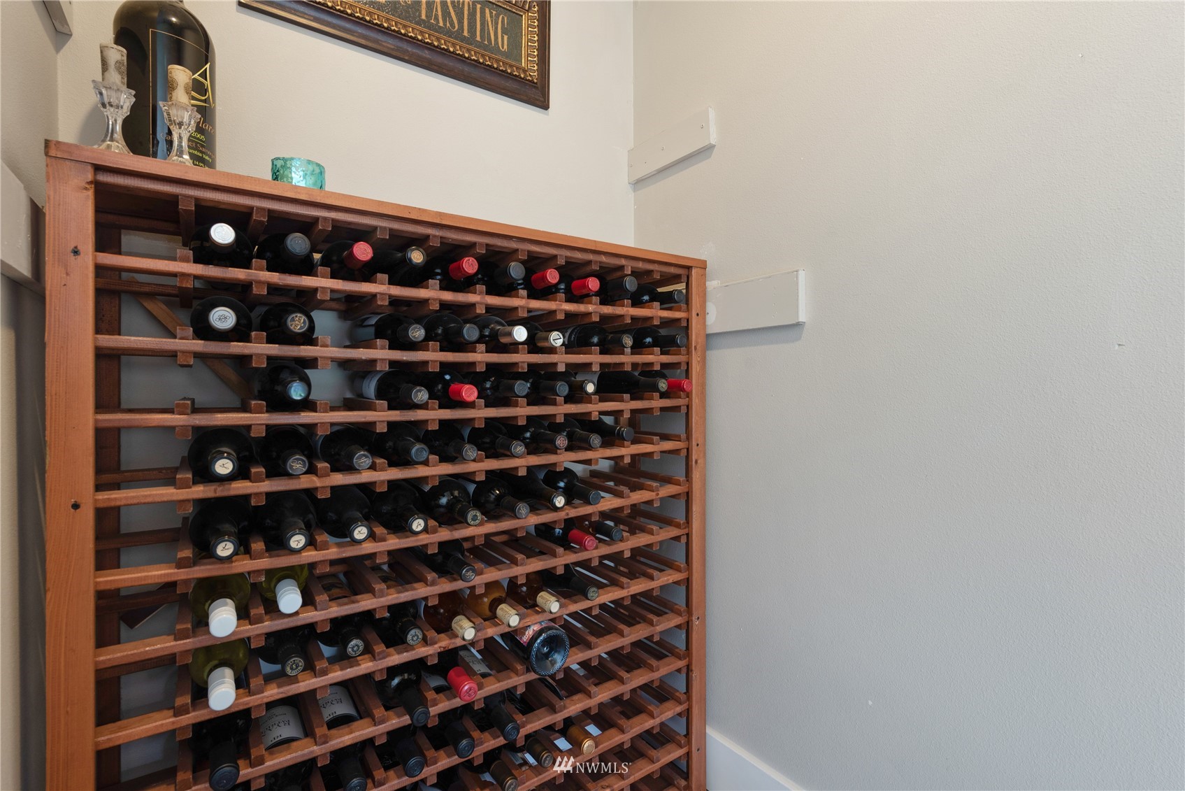 10516 Lakeshore Drive