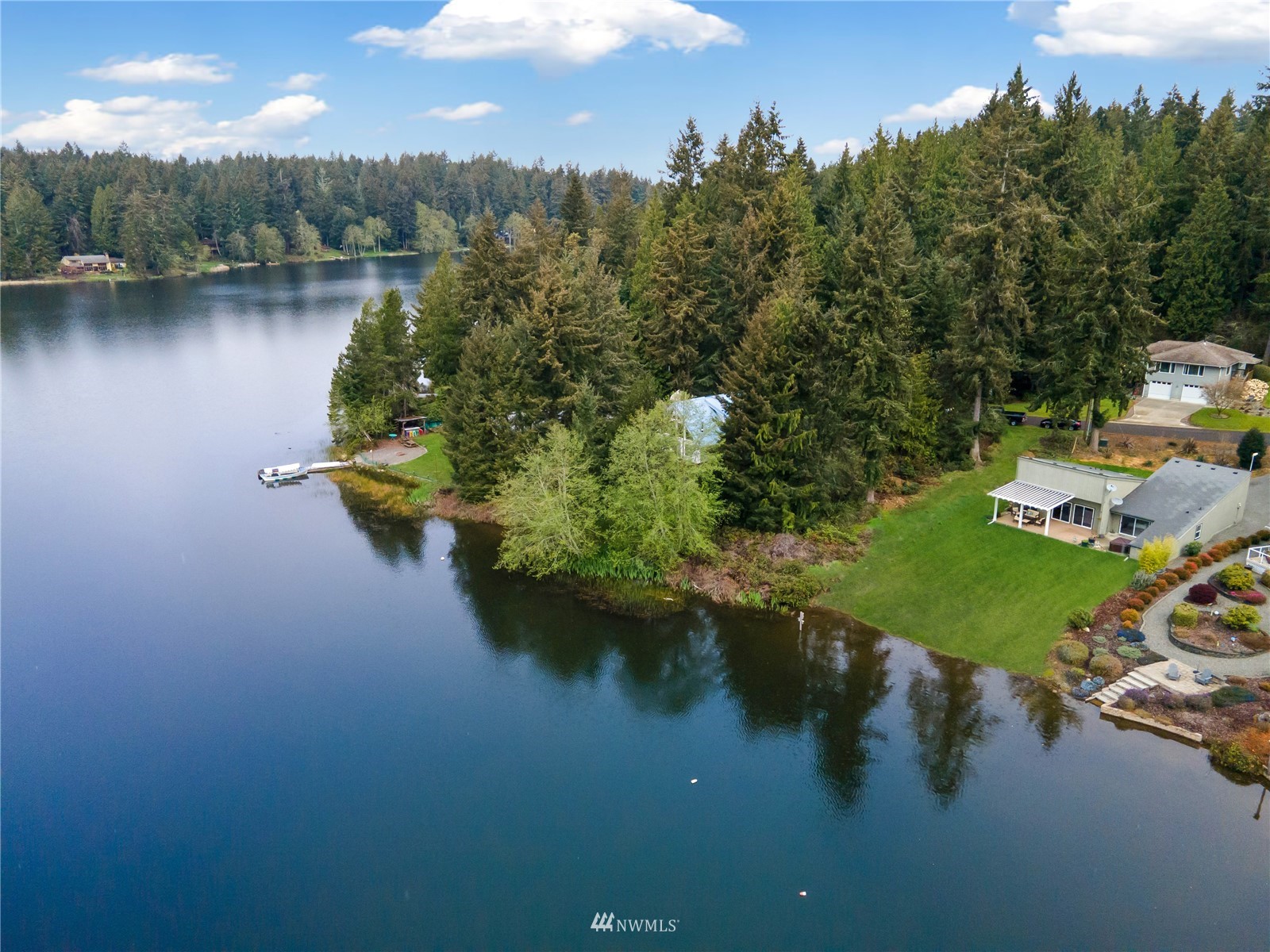 10516 Lakeshore Drive