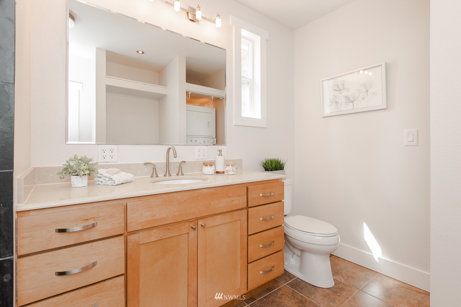 5555 Madrona Avenue NE