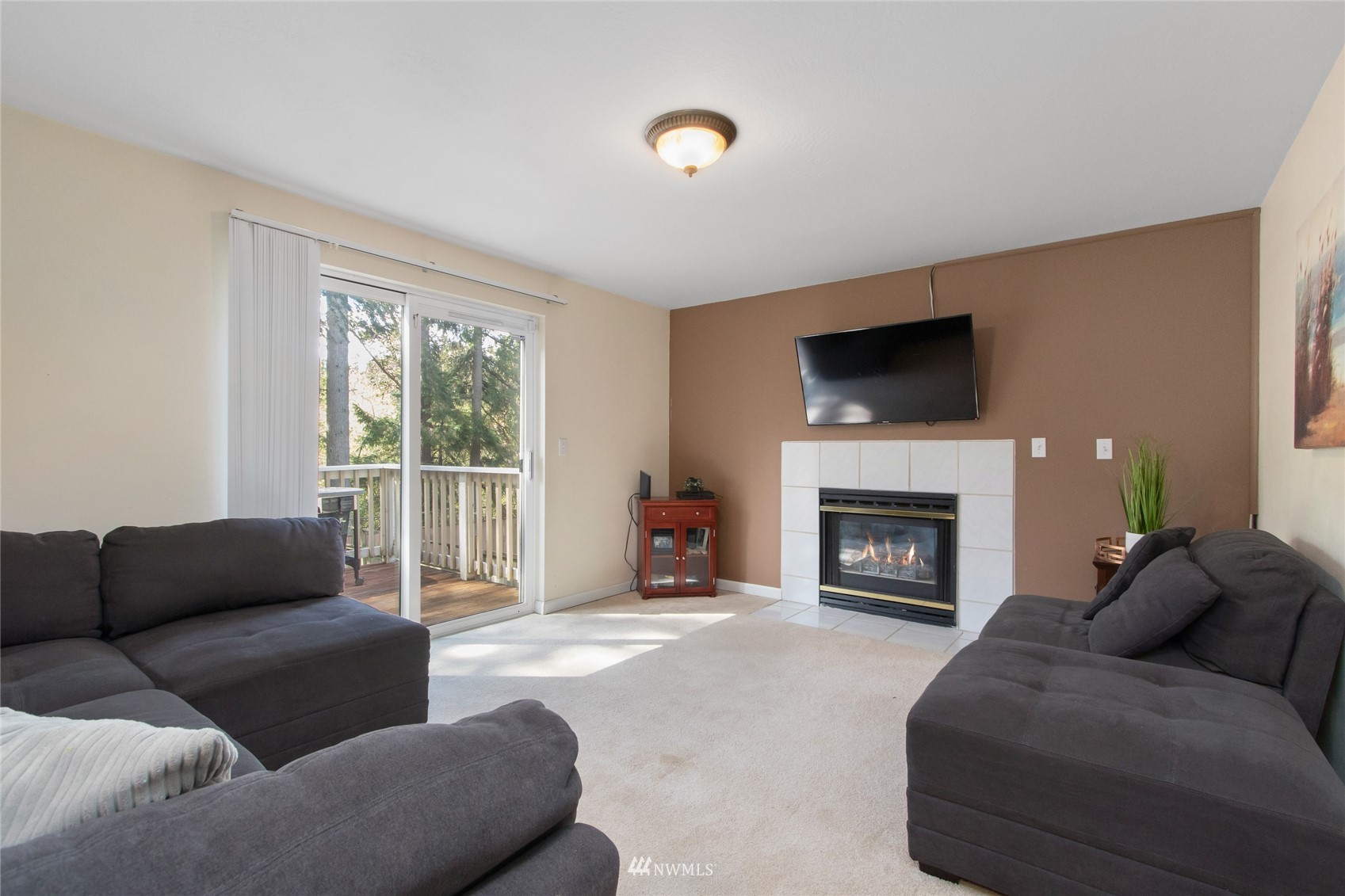 7002 32nd Street Ct NW