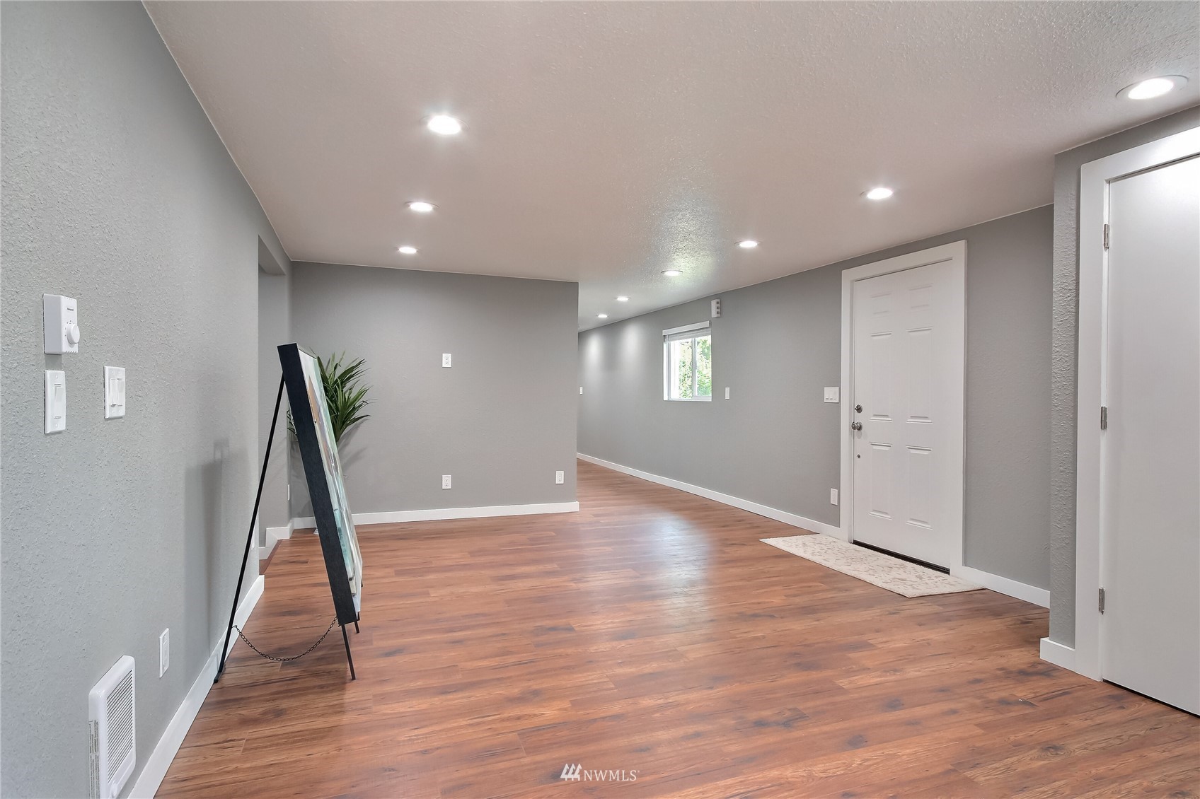 8721 Whitewood Loop SE, -9743