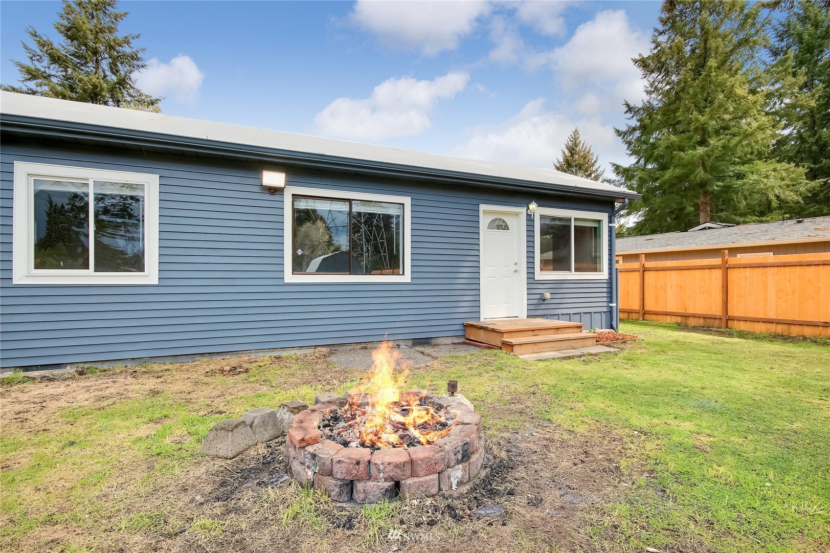 8721 Whitewood Loop SE, -9743