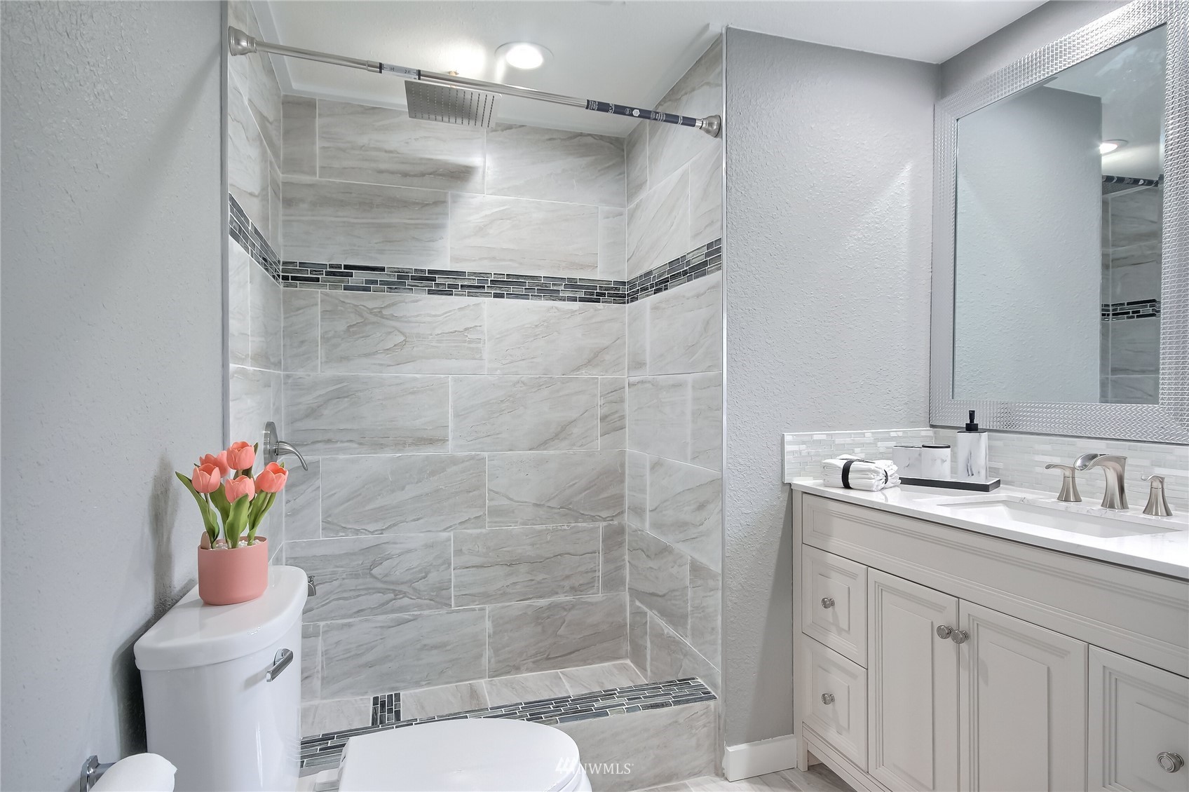 8721 Whitewood Loop SE, -9743