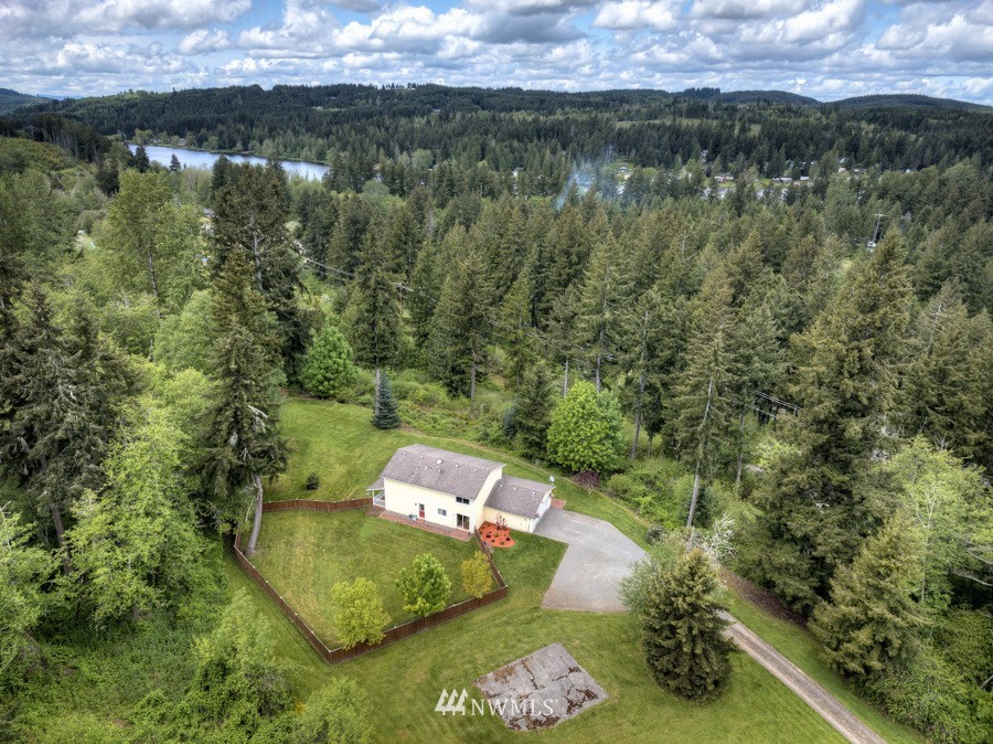 8735 153rd Avenue SE