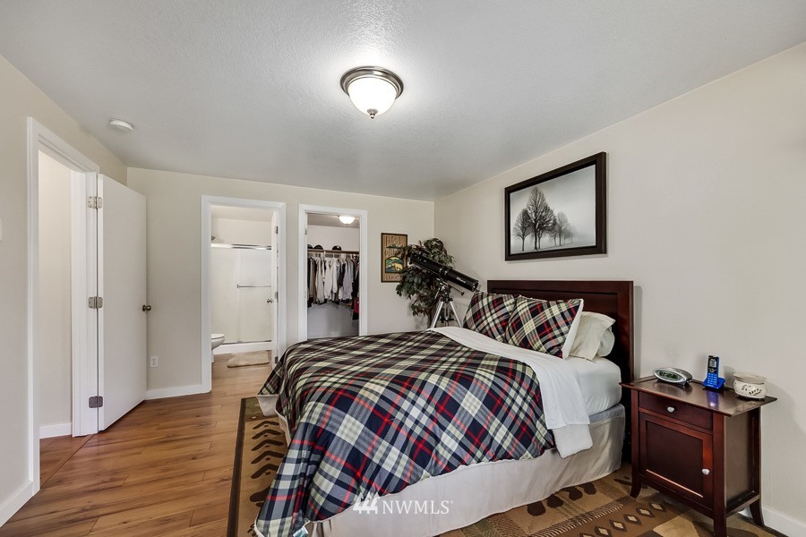 8735 153rd Avenue SE