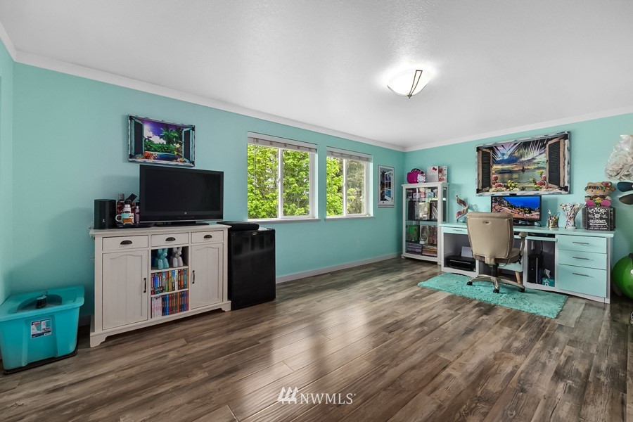 8735 153rd Avenue SE