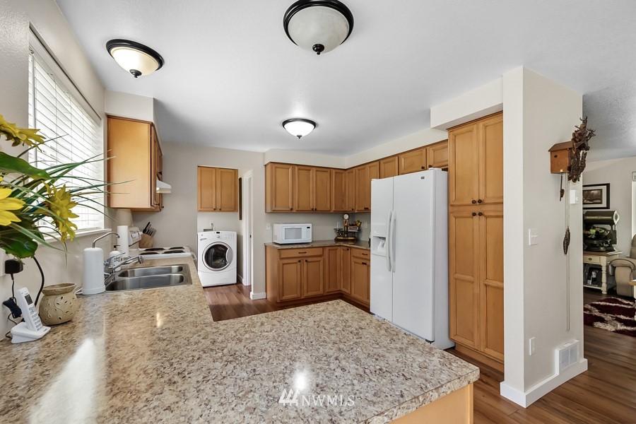 8735 153rd Avenue SE